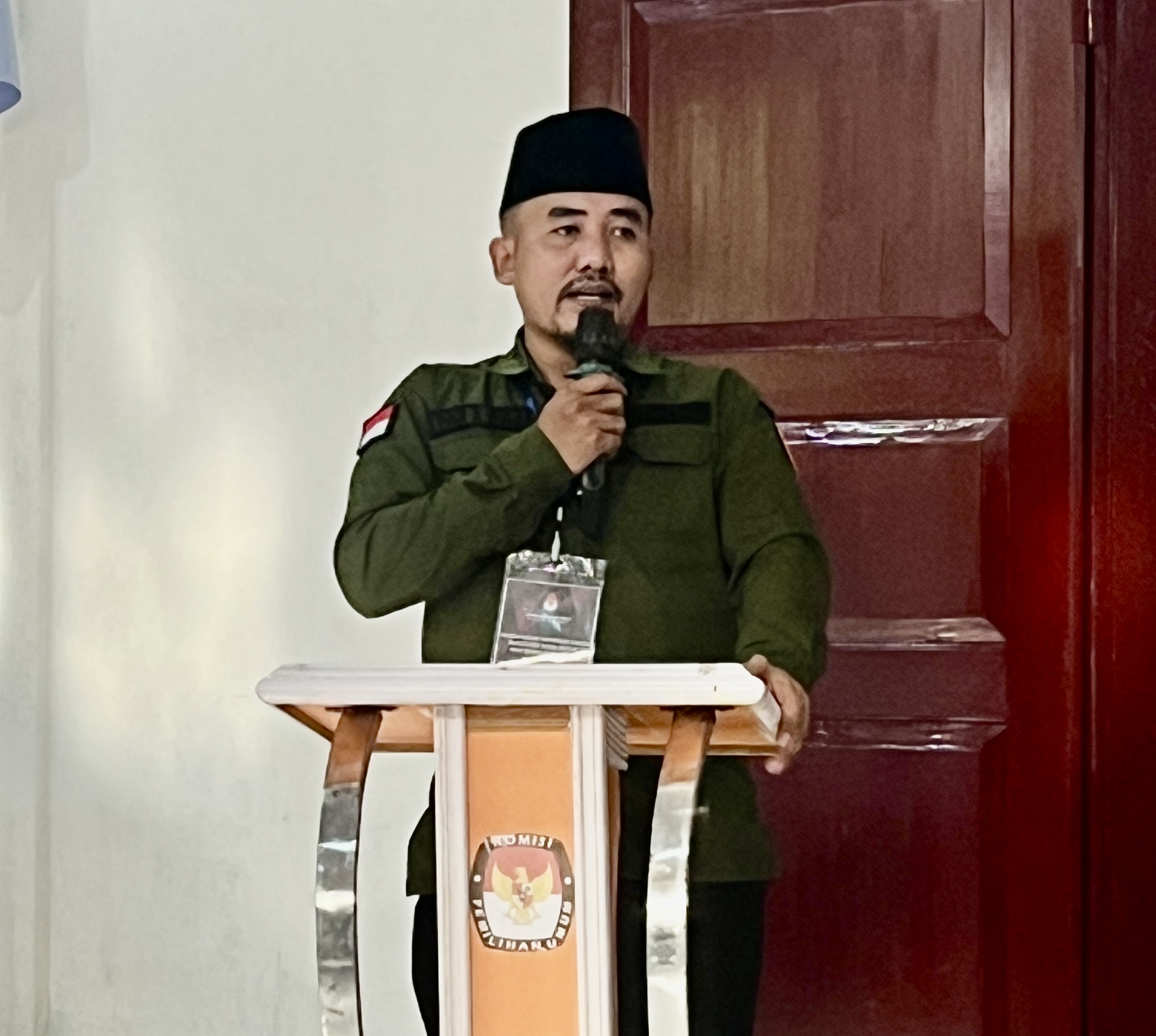 Ketua Bawaslu Nias Barat Tekankan Pentingnya Pendaftaran Calon Bupati dan Wakil Bupati serta Imbauan untuk Menjaga Kondusivitas Pemilihan di Kabupaten Nias Barat