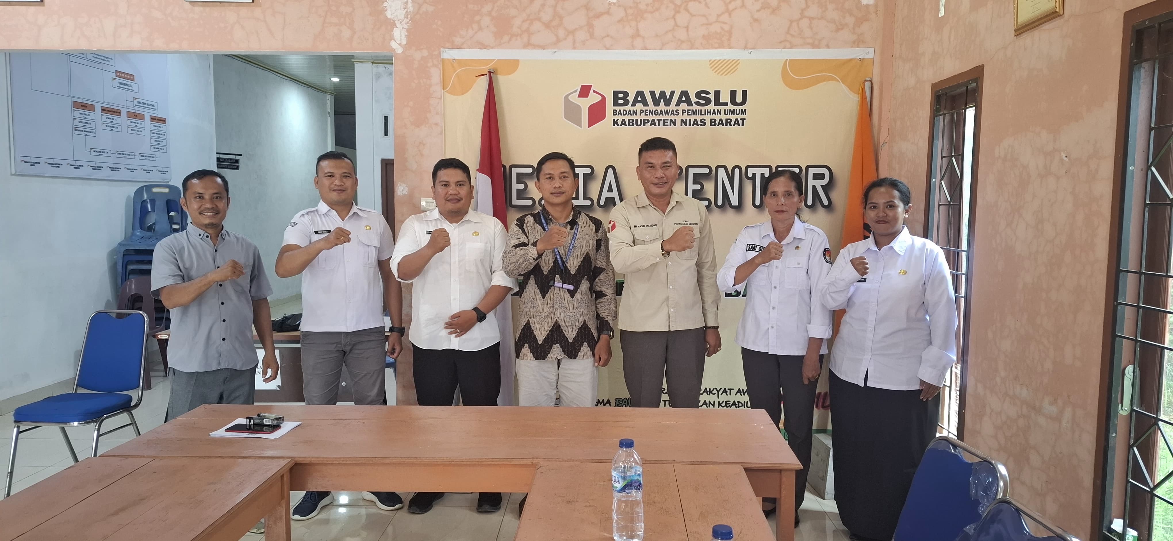 Bawaslu Nias Barat Terima Koordinasi KPU Terkait Pemutakhiran Data Pemilih Berkelanjutan