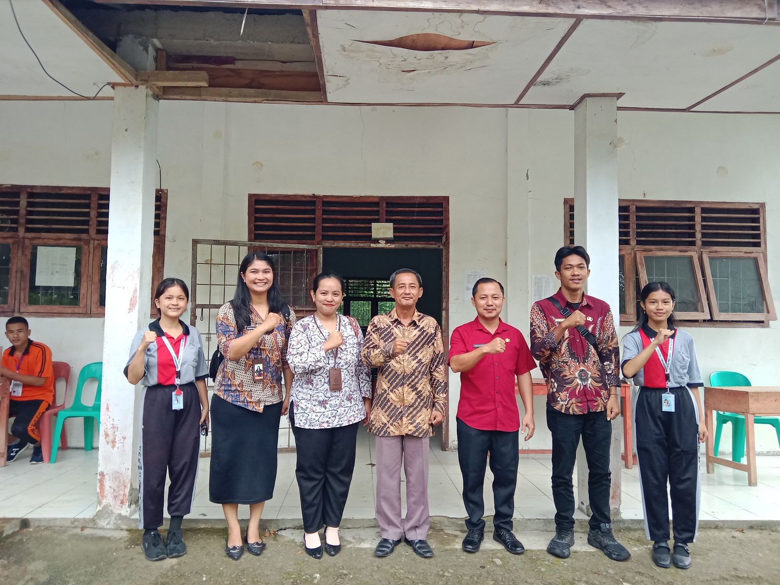Bawaslu Nias Barat Gelar Koordinasi Rencana Sosialisasi Pemilih Pemula di SMKN 1 Lahomi