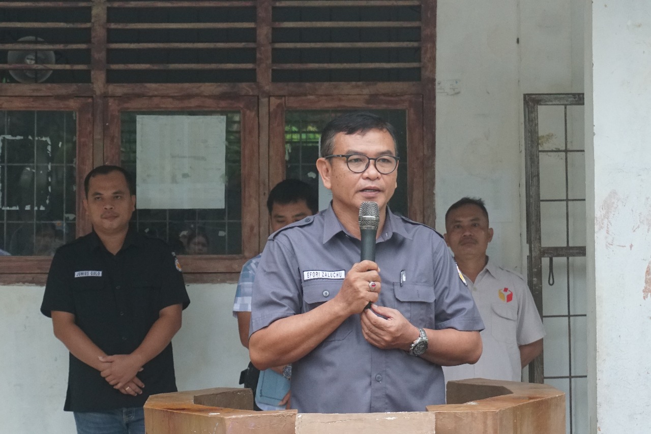 Bawaslu Kabupaten Nias Barat Gelar Sosialisasi Pengawasan Partisipatif bagi Pemilih Pemula di SMK Negeri 1 Lahomi