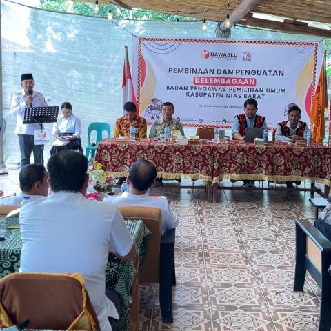 Foto Ketua saat sambutan dan membuka secara resmi kegiatan