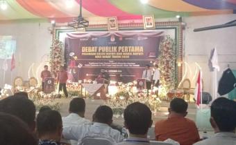 Bawaslu Kabupaten Nias Barat Hadiri Debat Publik Pertama Calon Bupati dan Wakil Bupati Nias Barat 2024