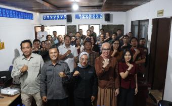 Humas Bawaslu Nias Barat Hadiri Kegiatan “Silent Campaign dan Penguatan Trust Publik” di Pematangsiantar