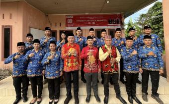 Bawaslu Kabupaten Nias Barat Gelar Upacara HUT ke-80 Republik Indonesia