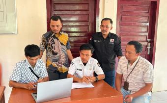 Bawaslu Kabupaten Nias Barat Laksanakan Pengawasan Langsung Pelaksanaan Coklit Terbatas Pemutakhiran Data Pemilih Berkelanjutan Tahun 2026